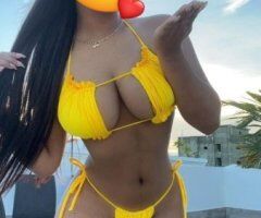 Completely for you in the city 😈 - 27 - Image 3