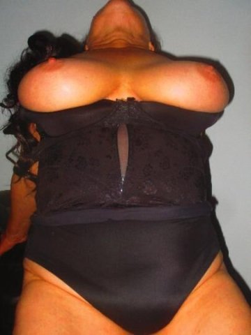 Mature Super Busty DDD - 45 - 1