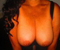 Mature Super Busty DDD - 45 - Image 4