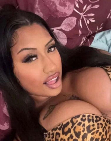 sexy islander babe - 22 - 1