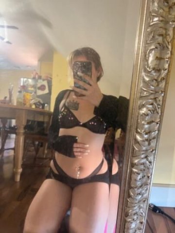 Here for a FUN TIME Baby 💋l - 1