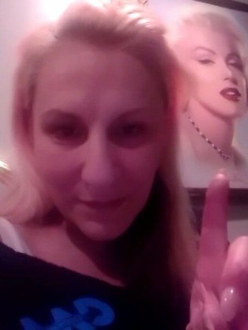 Desperately Seeking Urgent Girlfriend - 45 - 1