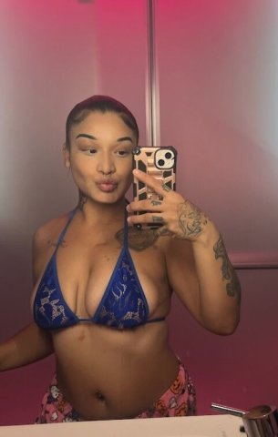I'm available Now👅Incalls/outcall/Carfun🍎I sell content and FaceTime show available🍎 - 25 - 1