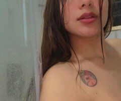 Hey baby, sexy girl available for you, ready to please you. Call me now, you won't regret it. - 27 - Image 2