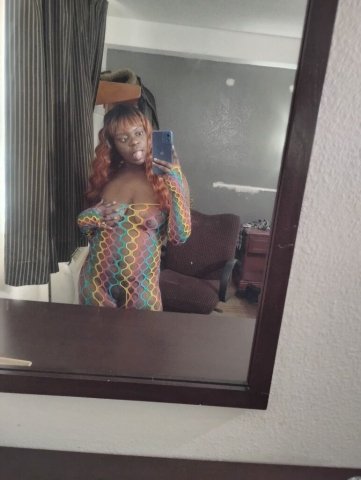 Big Booty Christmas deals Cqv's 15-20mins 80$ cash app/cash only - 24 - 1