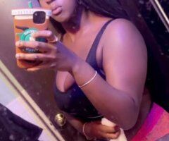 Minneapolis / St. Paul escorts - The Wettest In the City - 25
