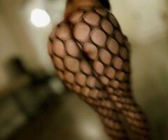 Only outcalls baby 😜🫧 Once I get there, unwrap me and f*** me under the mistletoe 💘 Ho ho ho 🐈💦 - 25 - Image 3