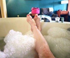 Dayton escorts - Passing through Kings 👑😘💘 Heading back home🤩 So dont settle for these HoHoHo's Spend time With this Pro 😌🍬💯 OUTCALL only until 5pm - 35