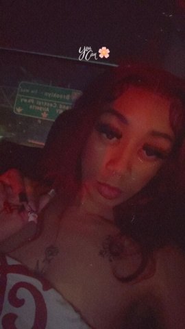 HMU BOUT MY CONTENT - 24 - 1