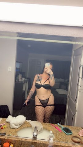 The Baddest Latina Dream🩷💦see you in 2 hours 📲 - 27 - 1