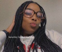 Young, friendly girl — feel free to say hi 😊 - 26 - Image 2