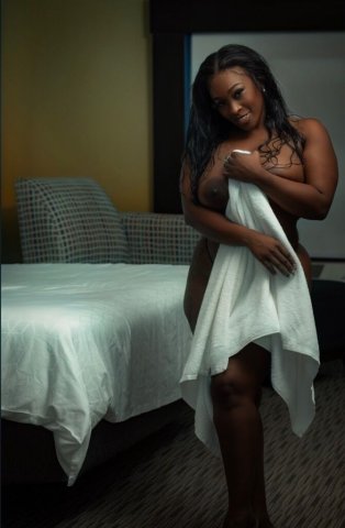 HOURLY PROVIDER ONLY ✅ 100% REAL EBONY💦 CHOCOLATE BUT YET PETITE 🍑 💦TOP TIER PRO IN A Town near YOU 💎🤤 🤤 Join Me ✅💎💦AVA 24hrs☎☀JUST PICK UP THE PHONE AND DIAL YOURS TRULY 💎💦 - 26 - 1