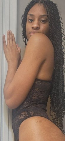 I OFFER “INCALL AND OUTCALL AND CARDATE” ALL STYLE ARE WELCOME - 22 - 1