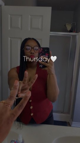 Young, friendly girl — feel free to say hi 😊 - 26 - 1