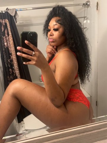 looking for some company💦 im AVAILABLE NOW‼💦💦💦😍 - 21 - 1
