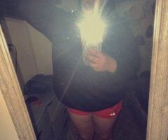 spicy white girl conent creator and down for sexuall favors😉 - 22 - Image 3