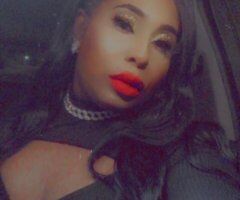 Syracuse escorts - Looking for fun carplay and out calls - 25