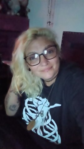 No need to ask around Im the best around. back at it again Monday through Friday💋💋No Bs ,No deposit ask me about the double trouble deal 💋 Son goes back to school tomorrow so booking appts 💋 - 39 - 1