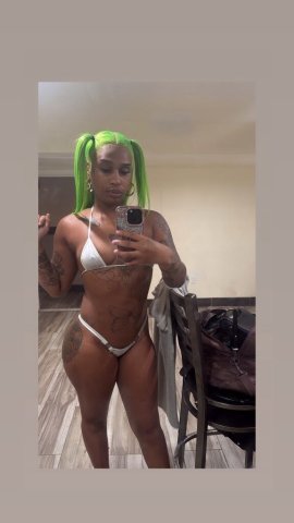 NOT FROM HERE💜 READ AD exotic😘no low ballers🤑 - 23 - 1