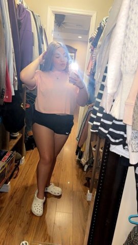 spicy white girl conent creator and down for sexuall favors😉 - 22 - 1
