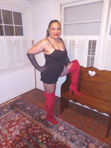 "New in Town"!!! Polish/Jewish mix Busty 36D Cuitie "Ready to Play" - 47 - 1