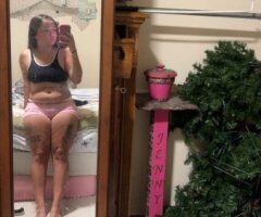 looking for a sexy partner - 20 - Image 2