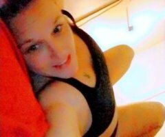 Blonde Bombshell Ready to Rock Your World - 43 - Image 2