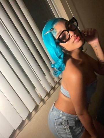 Hey babe let Ocean show u how slutty she can be 🤪 - 22 - 1