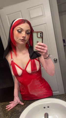 Lola is ready to play with you now! - 26 - 1