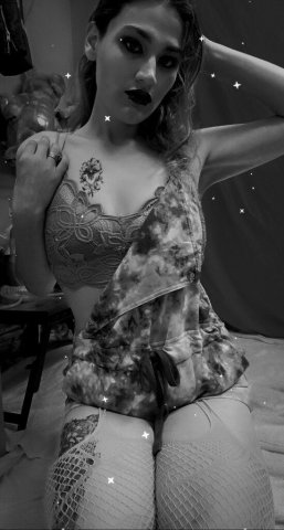 💜 Let This Sexy Goddess Melt Your Stress Away! 💜 Outcalls only - 24 - 1
