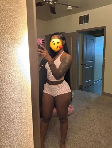 Forget about the cold, warm up with me.🔥🔥🔥🔥😌 - 26 - 1