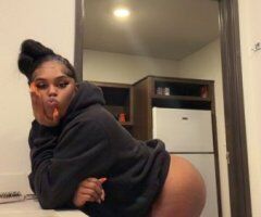 im horny are you - 28 - Image 5