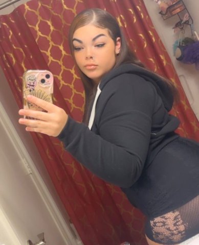 BEST CURVES iN tOwnn🫦🍑🍑 S0fT skin PreTty 😍 fAcEe. //sh0rt StaYy** hurry cUm SEE mehH - 22 - 1