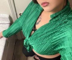 BEST CURVES iN tOwnn🫦🍑🍑 S0fT skin PreTty 😍 fAcEe. //sh0rt StaYy** hurry cUm SEE mehH - 22 - Image 7