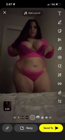 Snowed in pussy🥀 squirter 💦Phat ass/tits ❄🥳Party friendly - 25 - 1