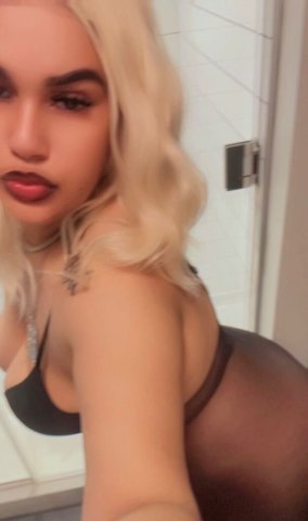 FaceTime Shows Allnight🫦XRated Content👅💦Text Me With Ya D🥒 Ready To Cum💦🤳 - 22 - 1