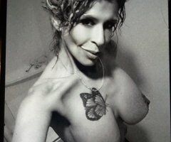 Upper Peninsula escorts - Sexy Girlfriend Vibe, High-End Dangerous Spark - 37