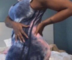 Quad Cities escorts - Incalls and out small fee for outs no young boys - 36