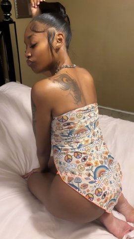 MAKE This Pussy Squirt 🙈 💦 Come See me Daddy 😩 *Ask about the specials *🤩 - 23 - 1
