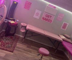 St. Louis escorts - ✨🤲🏽😩LUXURY MASSAGES Convient professional services 📍1 Min from 270/NLindbergh ✨🤲🏽😩 •SUPER WARM STUDIO •SAFE •CLEAN ENVIROMENT - 30