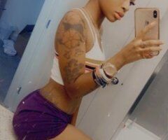 Slim Thickness 🤗🤑 🤑🤑😁😝🤑🫠WHERE'S THE REAL MEN AT😍Cumm make me Cum daddy 💦💦 😜 - 25 - Image 2