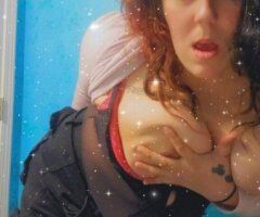 MILF/CONTENT CREATOR - 31 - Image 11