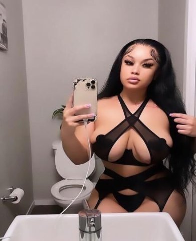 Noemi an exclusive luxury companion 🍒 - 22 - 1