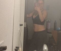 I dont like whips and chains and you can't tie me down but you can whip your loving on me🥰👍🫶 - 40 - Image 5