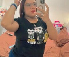 sexy latina available - 33 - Image 2