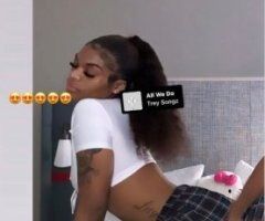yall missed Big Ma SUM YOUNG PUSSY 🫦 ! YES THIS PUSSY WARM TIGHT & BALD THEY LUV IT OVER HERE CUM SEE WAT YOU MISSIN OUT ON 🤑SUM NICE FINE SHIT YOUR FAV STALLION🌟🌟🌟🌟🌟LETS FUCK! NO RUSH & DISCREET MEETS CATCH ME WHILE YOU CAN! - 20 - Image 6
