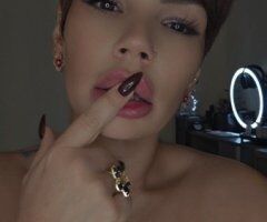 "My Soft lips, sharp mind, and secrets you’ll want to discover.” Jade 💚 - 35 - Image 5