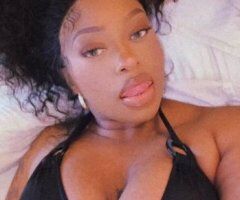 Southern Maryland escorts - • “Snowed in and craving attention — the dirty kind 😘” “If we’re snowed in… we might as well make it hot 🤭 - 26