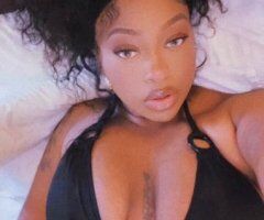 • “Snowed in and craving attention — the dirty kind 😘” “If we’re snowed in… we might as well make it hot 🤭 - 26 - Image 2