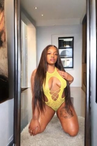 your favorite hello 🫶🏾 - 21 - 1